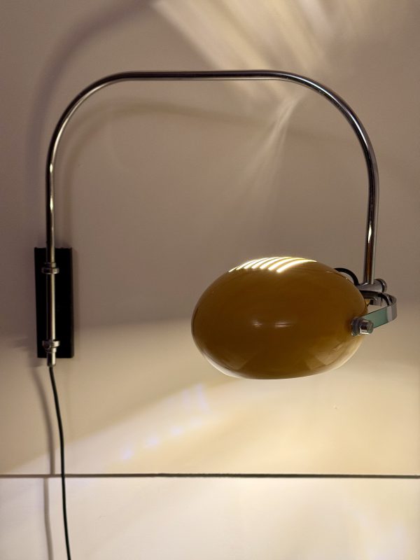 Gele Space age wandlamp, Herda