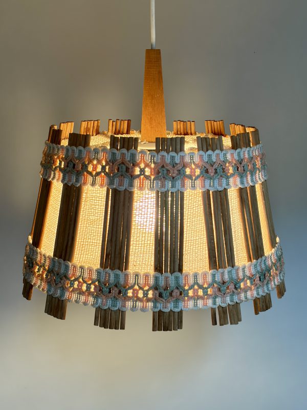 Hanglamp van jute en teak van Massive